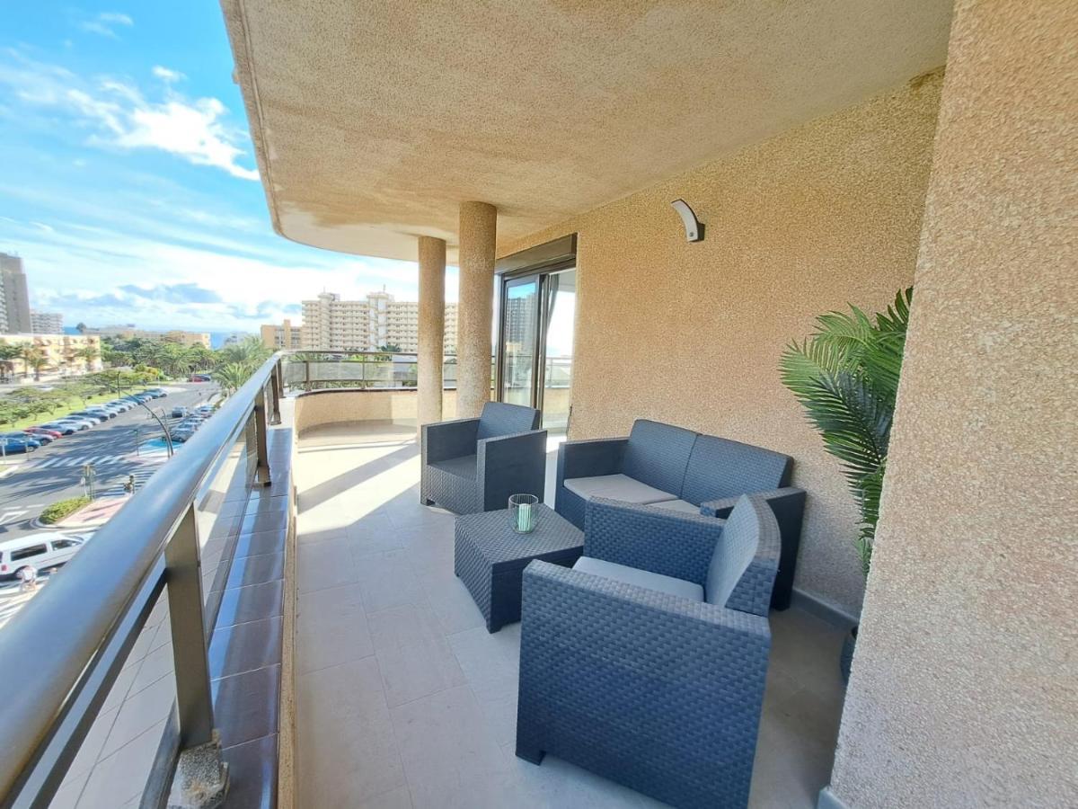 Newly Reformed 2 Bedroom Apartment In The Center Of Los Cristianos Los Cristianos  Eksteriør billede