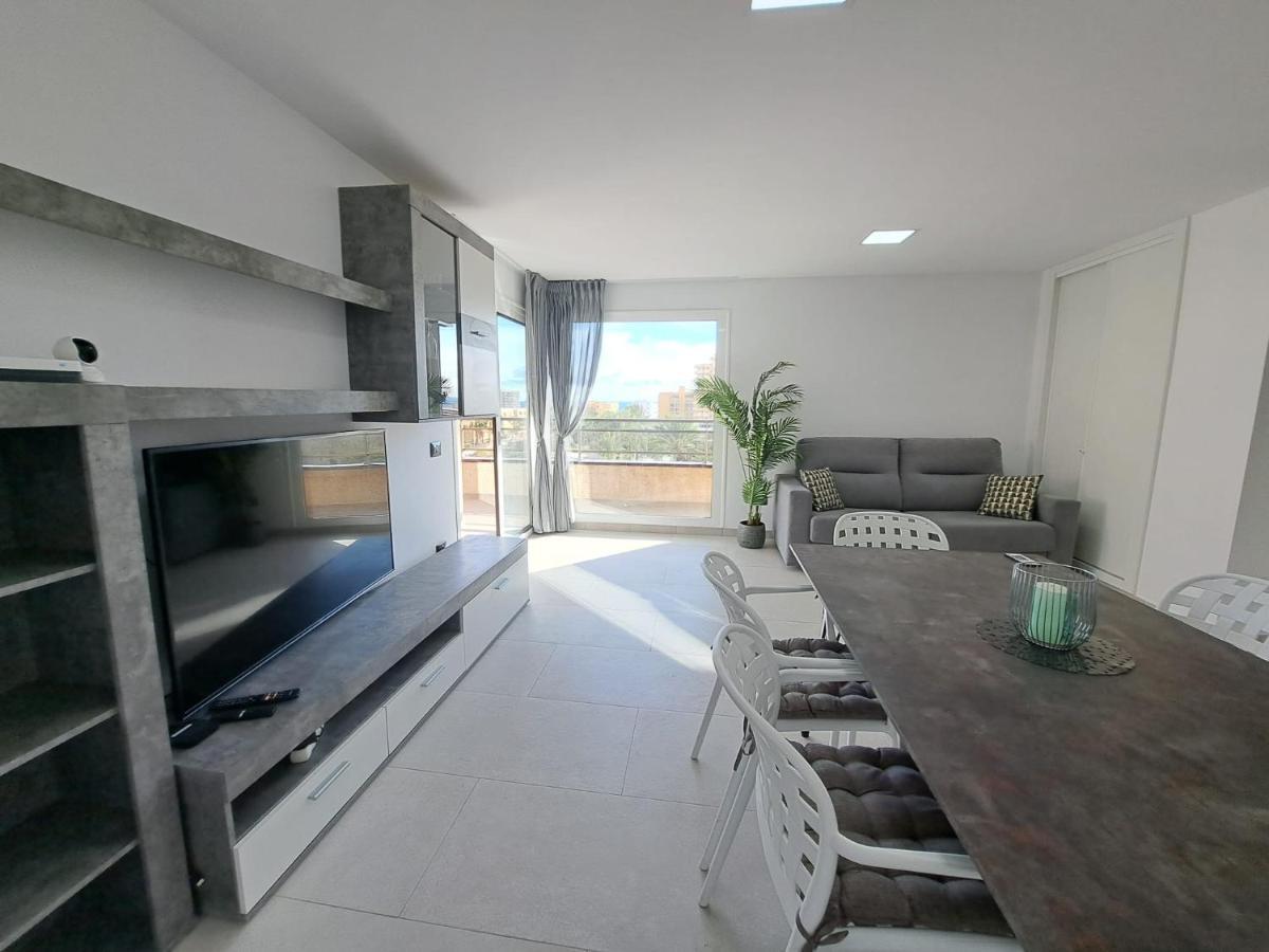 Newly Reformed 2 Bedroom Apartment In The Center Of Los Cristianos Los Cristianos  Eksteriør billede