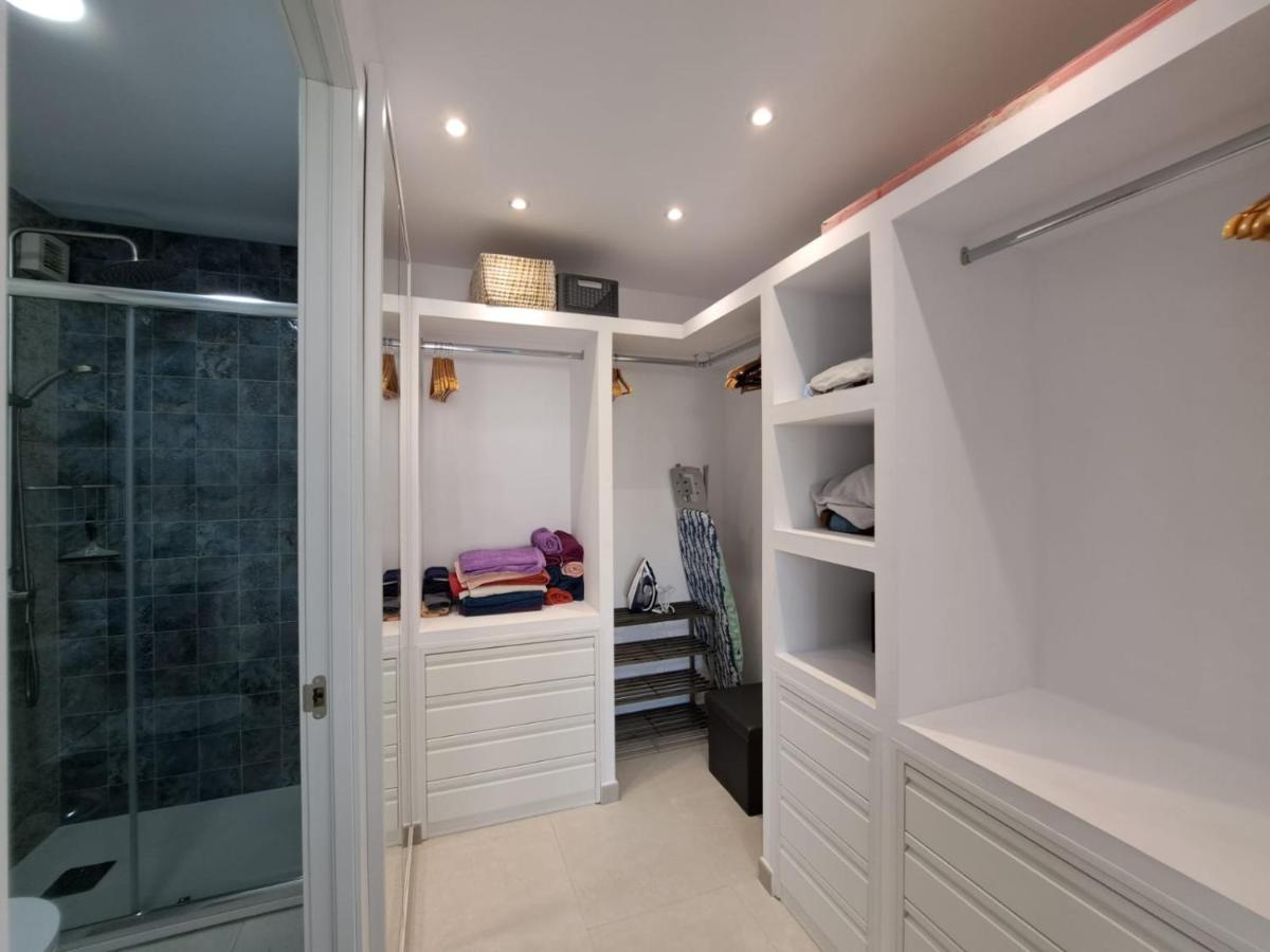 Newly Reformed 2 Bedroom Apartment In The Center Of Los Cristianos Los Cristianos  Eksteriør billede